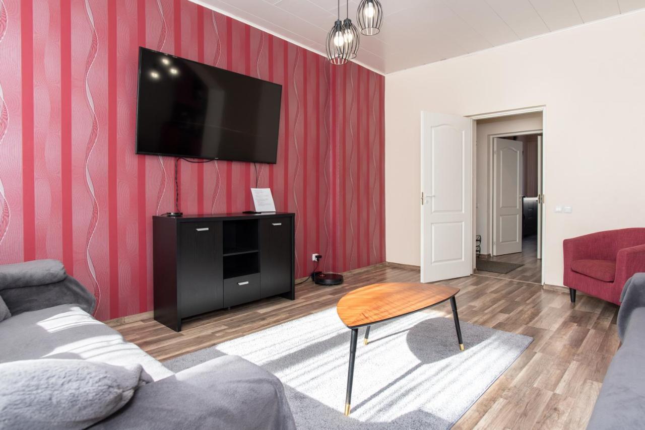 Vallikaeaeru Appartement Pärnu